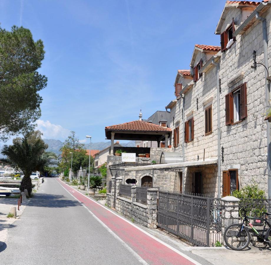 Apartments Vujosevic โกตอร์ ภายนอก รูปภาพ